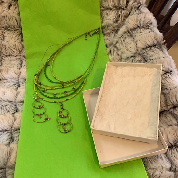 GORGEOUS VINTAGE NECKLACE AND MATCHING EARINGS - Picture 1 of 11